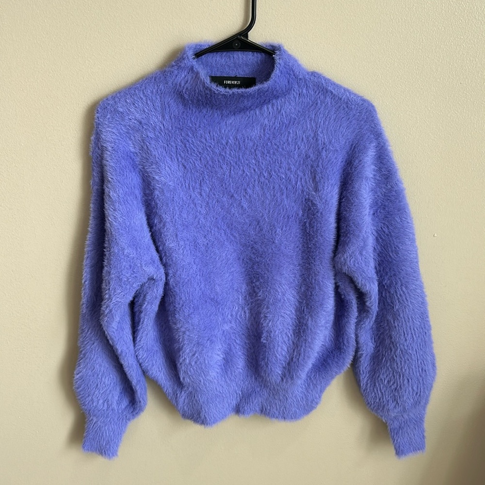 (S) NEVER WORN purple fuzzy forever 21 sweater